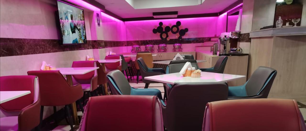 Saffron Hotel Dubai Exterior foto