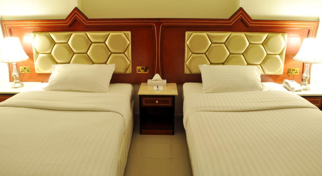 Saffron Hotel Dubai Exterior foto