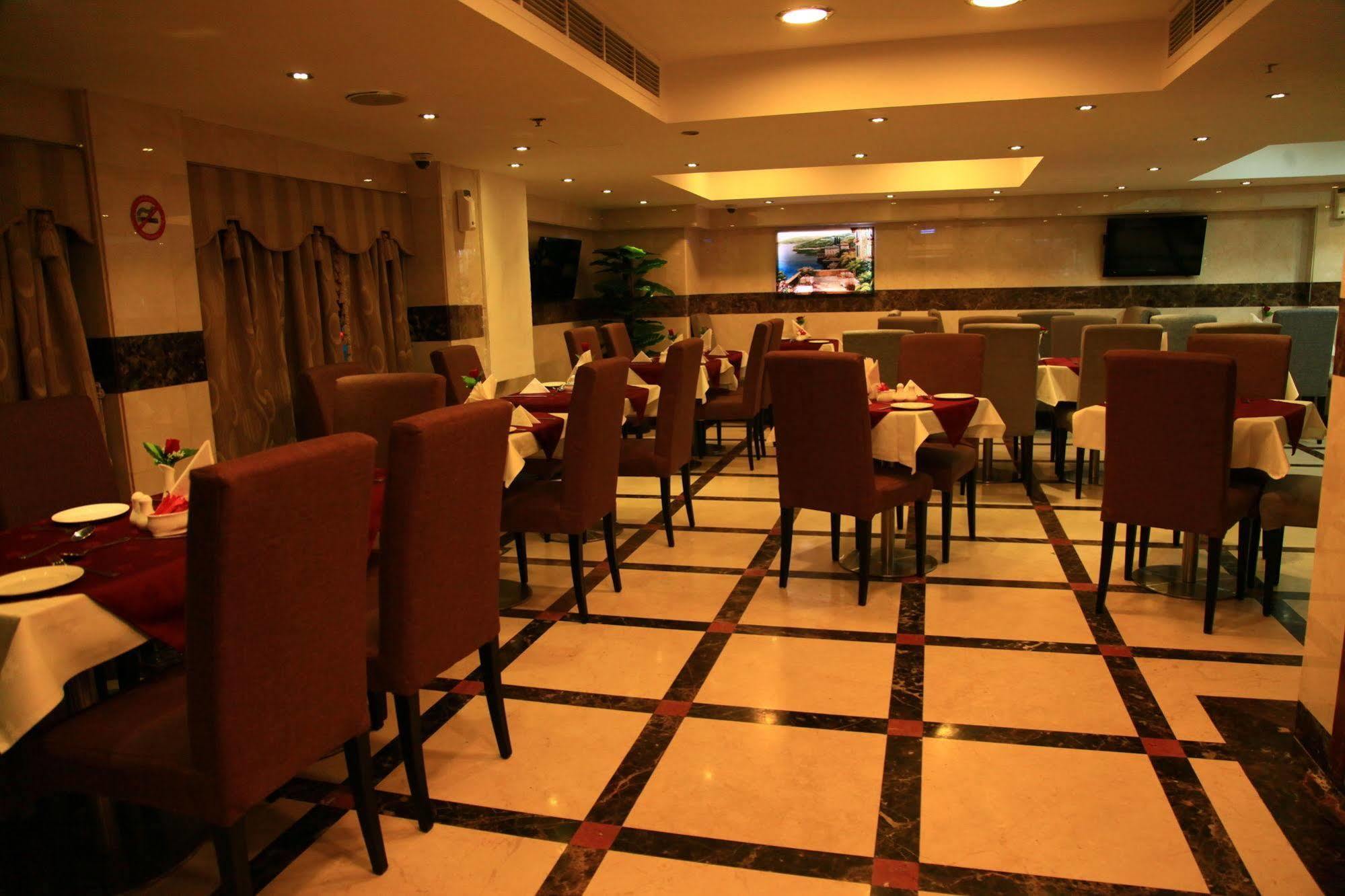 Saffron Hotel Dubai Exterior foto